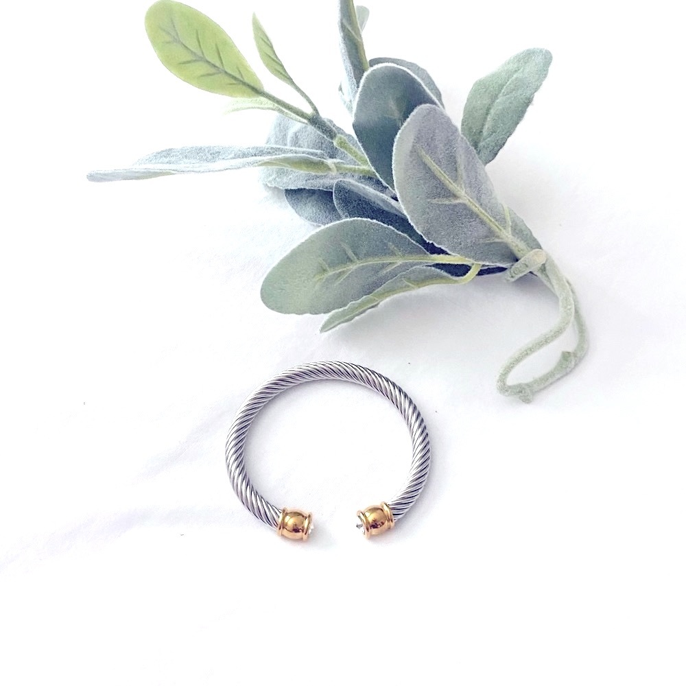 Cuff bracelet